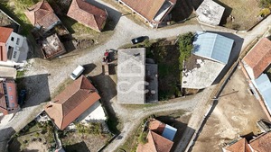 Moradia T3 - Nogueira da Montanha, Chaves, Vila Real - Miniatura: 36/38