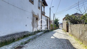Moradia T4 - Faies, Chaves, Vila Real - Miniatura: 2/27