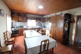 Moradia T3 - Santa Maria Maior, Chaves, Vila Real - Miniatura: 2/19