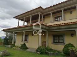 Moradia T4 - Vale de Anta, Chaves, Vila Real - Miniatura: 1/25