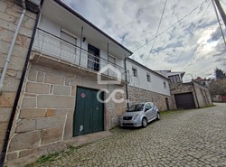 Moradia T3 - Santa Maria Maior, Chaves, Vila Real - Miniatura: 43/43