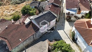 Moradia T3 - Vilarelho da Raia, Chaves, Vila Real - Miniatura: 2/43