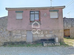 Moradia T3 - Vilarelho da Raia, Chaves, Vila Real - Miniatura: 9/43