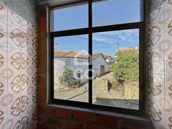 Moradia T3 - Vilarelho da Raia, Chaves, Vila Real - Miniatura: 30/43