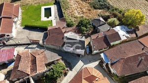 Moradia T3 - Vilarelho da Raia, Chaves, Vila Real - Miniatura: 34/43
