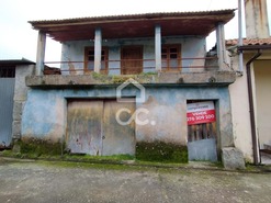 Moradia T2 - �guas Frias, Chaves, Vila Real - Miniatura: 1/12