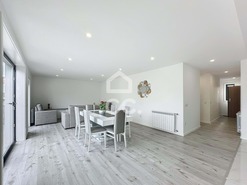 Apartamento T2 - Santa Maria Maior, Chaves, Vila Real - Miniatura: 2/27