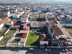 Moradia T6 - Santa Cruz/Trindade, Chaves, Vila Real - Miniatura: 1/41