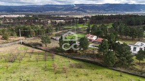 Terreno Rstico T0 - Outeiro Seco, Chaves, Vila Real - Miniatura: 10/16