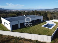 Moradia T5 - S�o Pedro de Agostem, Chaves, Vila Real - Miniatura: 2/40