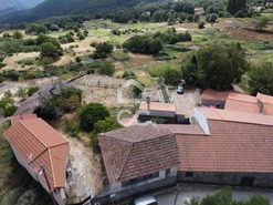 Moradia T4 - Travancas e Roriz, Chaves, Vila Real - Miniatura: 27/30