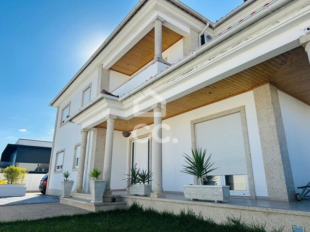 Moradia T4 - Vale de Anta, Chaves, Vila Real - Imagem grande