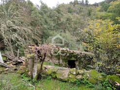 Ruina T0 - So Julio de Montenegro, Chaves, Vila Real - Miniatura: 8/18