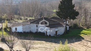 Loja T0 - VILA VERDE DA RAIA, Chaves, Vila Real - Miniatura: 13/26