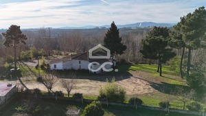 Loja T0 - VILA VERDE DA RAIA, Chaves, Vila Real - Miniatura: 14/26
