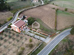 Moradia T6 - Redondelo, Chaves, Vila Real - Miniatura: 2/18