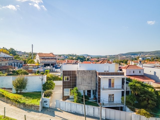 Moradia T4 - Rebordosa, Paredes, Porto - Imagem grande