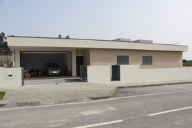 Moradia T3 - Eiriz, Pa�os de Ferreira, Porto - Miniatura: 16/17