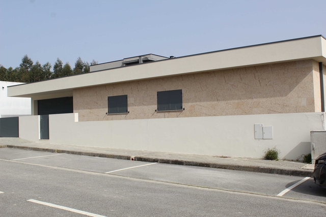 Moradia T3 - Eiriz, Pa�os de Ferreira, Porto - Imagem grande