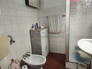 Garagem - Peniche, Peniche, Leiria - Miniatura: 5/9