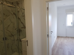 Apartamento T3 - Alvalade, Lisboa, Lisboa - Miniatura: 16/17