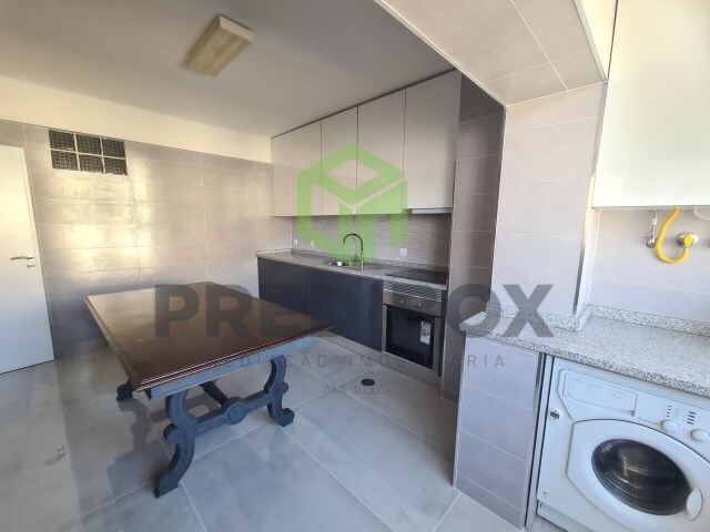 Apartamento > T6 - Glória, Aveiro, Aveiro - Imagem grande