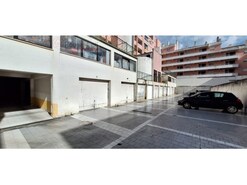 Garagem - Santo Onofre, Caldas da Rainha, Leiria