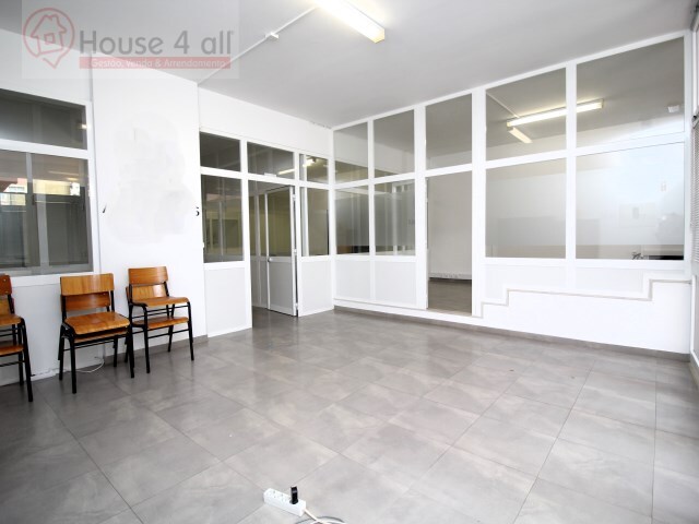 Comércio - Nossa Senhora do Pópulo, Caldas da Rainha, Leiria - Imagem grande