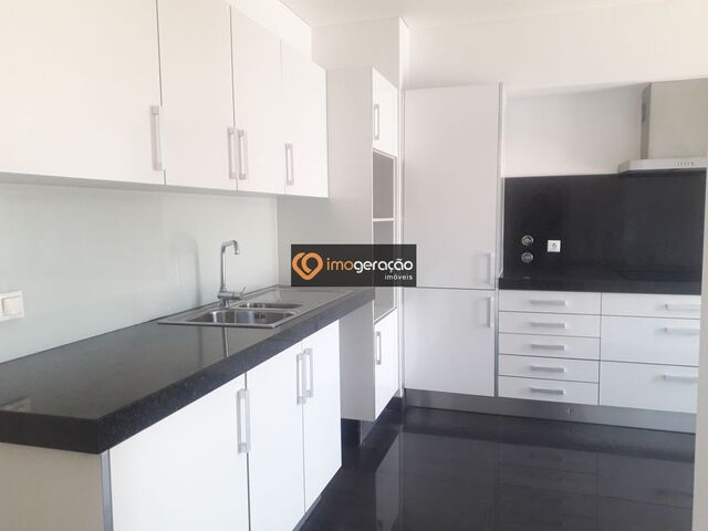 Apartamento T2 - Santa Maria e São Miguel, Sintra, Lisboa - Imagem grande