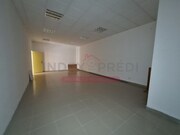 Loja T0 - Pombal, Pombal, Leiria - Miniatura: 8/9