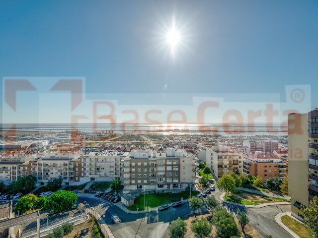 Apartamento T3 - Pvoa de Santa Iria, Vila Franca de Xira, Lisboa - Imagem grande
