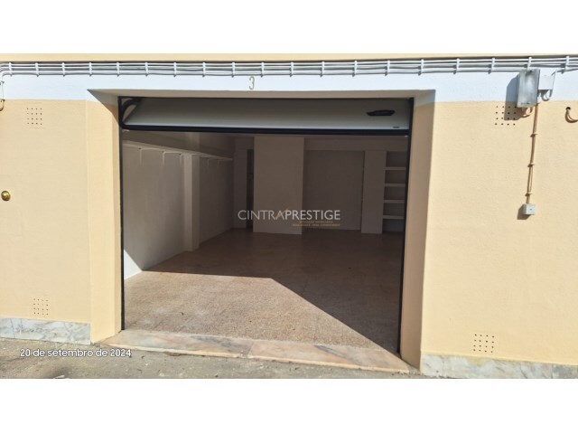 Garagem - Santa Maria e São Miguel, Sintra, Lisboa - Imagem grande