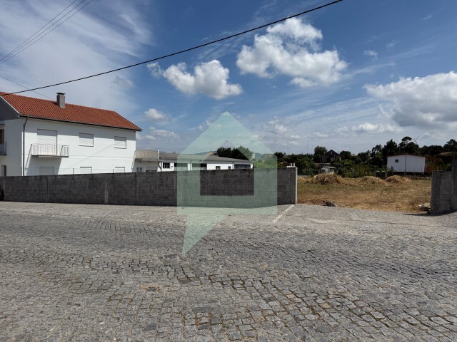 Terreno Rústico - Rio Covo (Santa Eugénia), Barcelos, Braga - Imagem grande