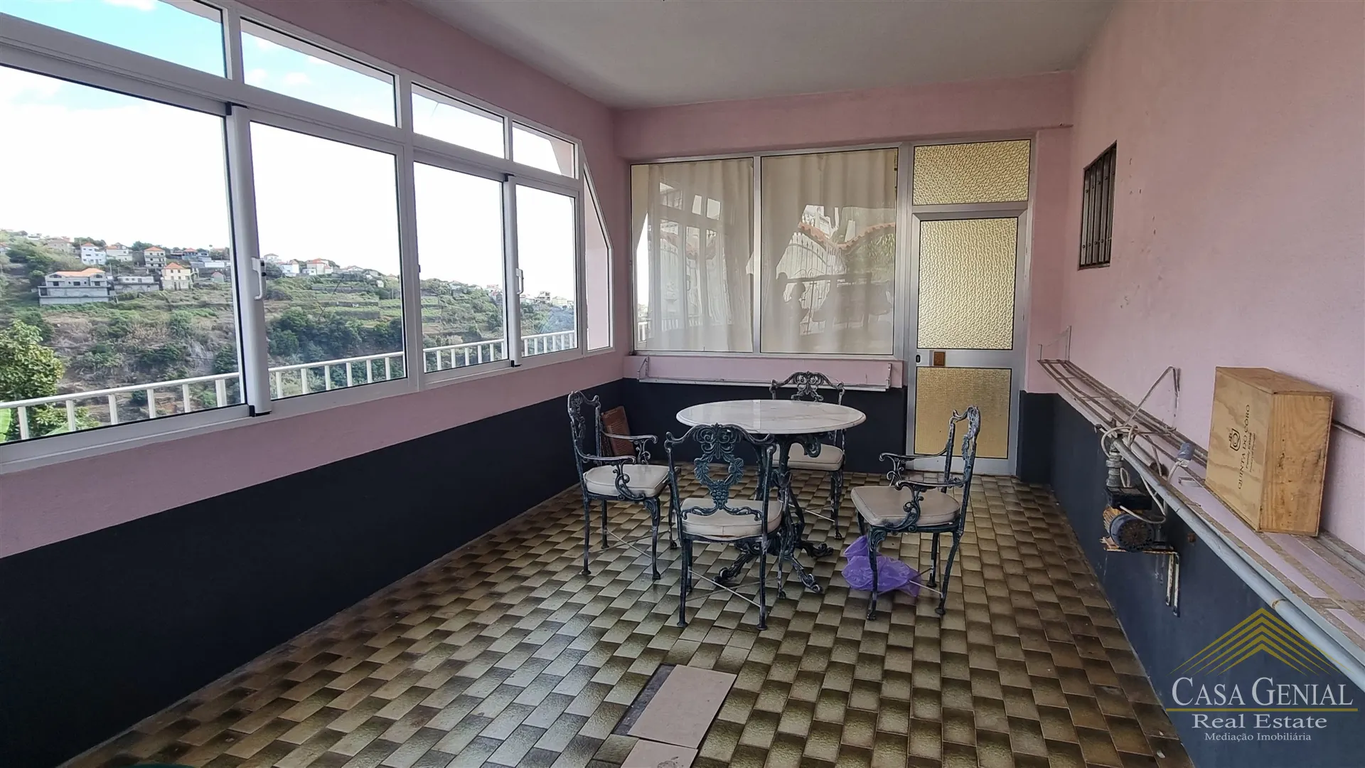 Moradia > T6 - Calheta (Madeira), Calheta (Madeira), Ilha da Madeira - Miniatura: 5/9