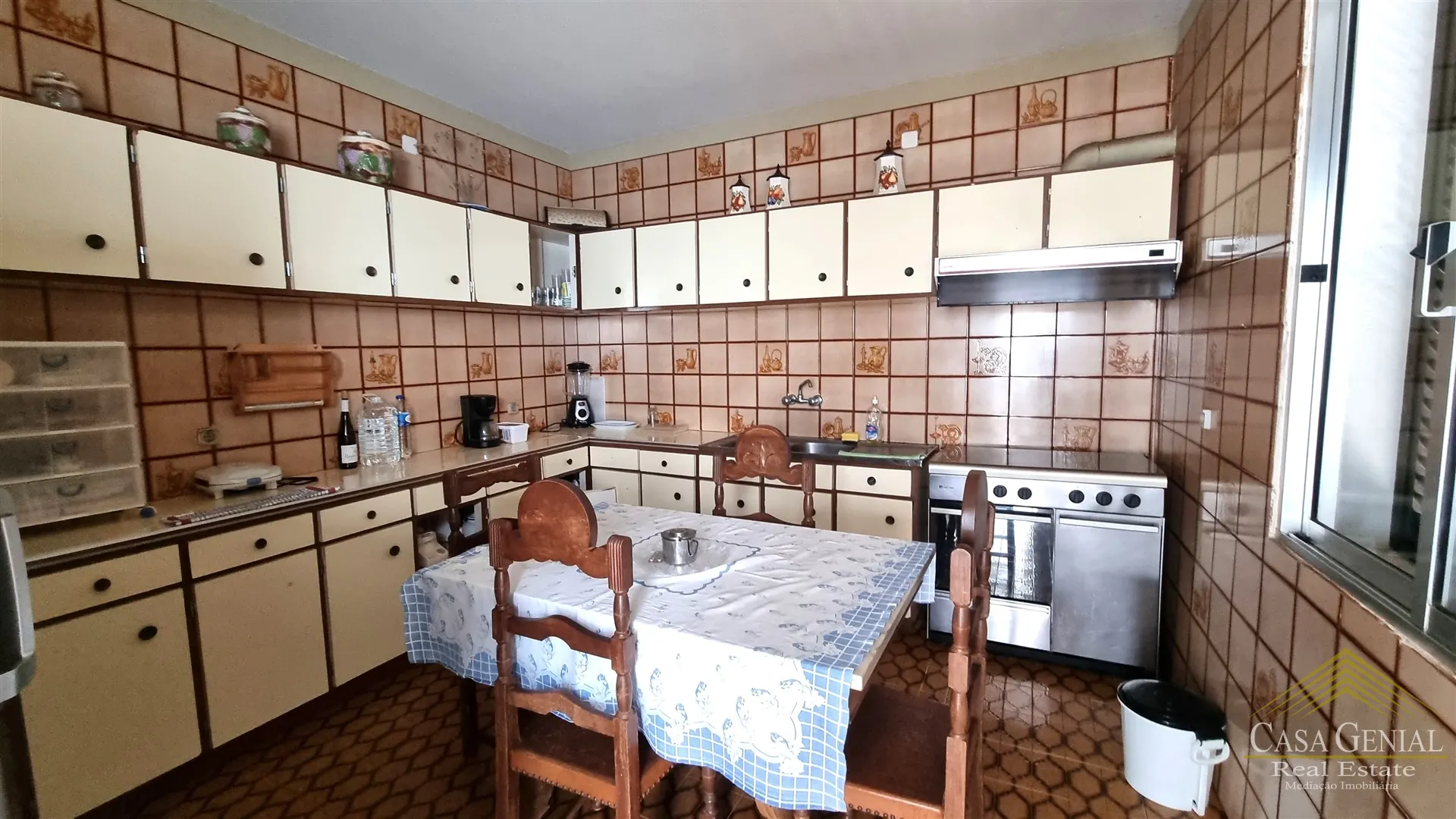 Moradia > T6 - Calheta (Madeira), Calheta (Madeira), Ilha da Madeira - Miniatura: 7/9