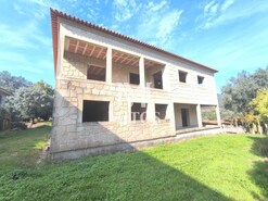 Moradia T4 - S�o Pedro de Arcos, Ponte de Lima, Viana do Castelo