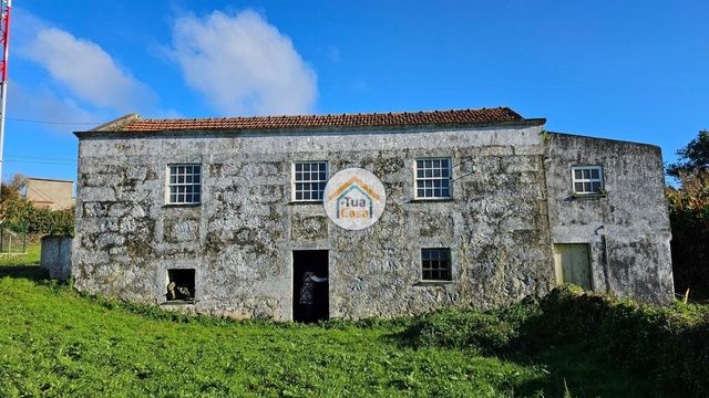 Moradia T5 - Calheta, Calheta, Ilha de S. Jorge - Imagem grande