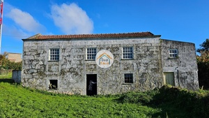 Moradia T5 - Calheta, Calheta, Ilha de S. Jorge