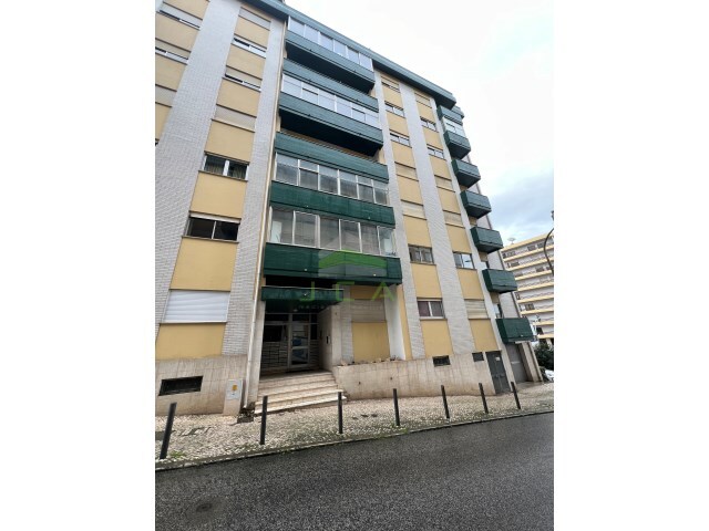 Garagem - Leiria, Leiria, Leiria - Imagem grande