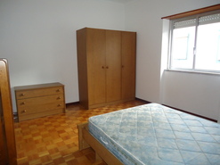 Apartamento T4 - Calada Alta, Covilh, Castelo Branco - Miniatura: 1/5