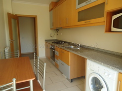 Quarto T2 - Serra Shopping, Covilh�, Castelo Branco - Miniatura: 3/4