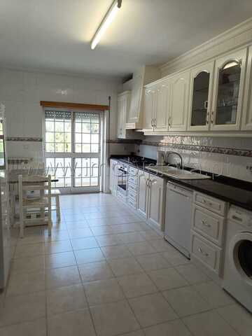 Quarto T4 - Covilh�, Covilh�, Castelo Branco - Imagem grande