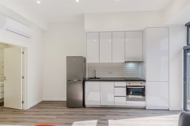 Apartamento T0 - Avila e Bolama, Covilh, Castelo Branco - Miniatura: 5/6