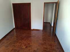 Apartamento T4 - Jardim Publico, Covilh, Castelo Branco - Miniatura: 5/10