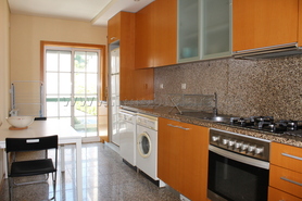 Quarto T3 - Centro de Artes, Covilh, Castelo Branco - Miniatura: 2/5