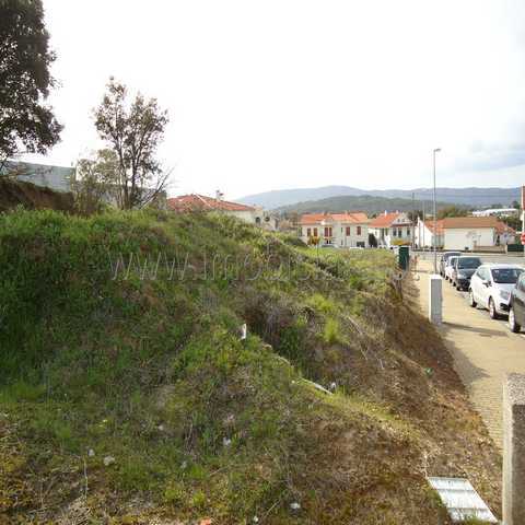 Terreno Urbano - Aldeia de Joanes, Fundo, Castelo Branco - Imagem grande