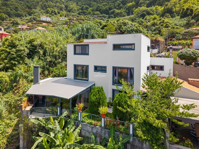 Moradia T4 - Ponta Delgada, S�o Vicente, Ilha da Madeira - Imagem grande