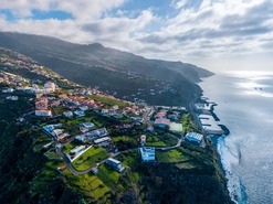 Moradia T3 - N�o Definido, Calheta (Madeira), Ilha da Madeira - Miniatura: 11/13
