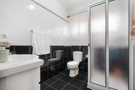 Moradia T4 - Ponta Delgada, S�o Vicente, Ilha da Madeira - Miniatura: 21/78