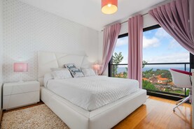 Moradia T4 - Ponta Delgada, S�o Vicente, Ilha da Madeira - Miniatura: 22/78